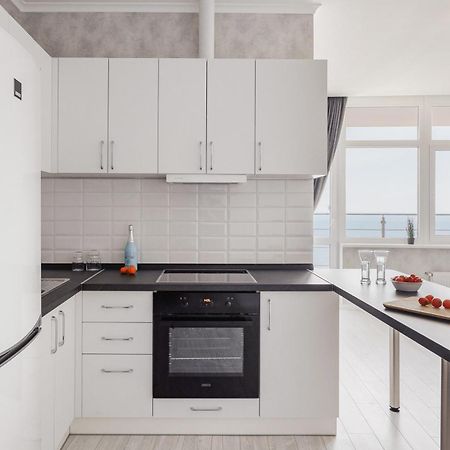 Sea & Sky Apartments 오데사 객실 사진