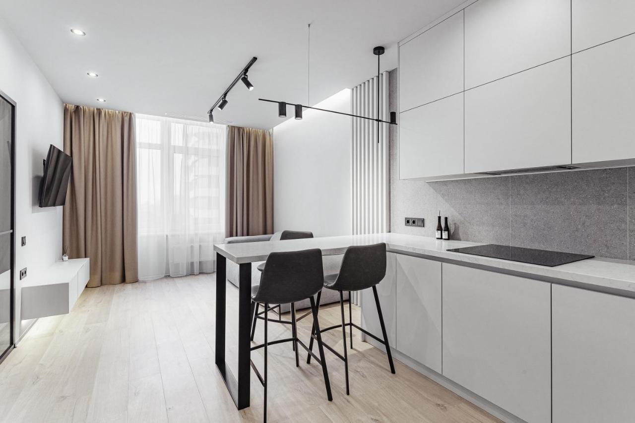Sea & Sky Apartments 오데사 외부 사진