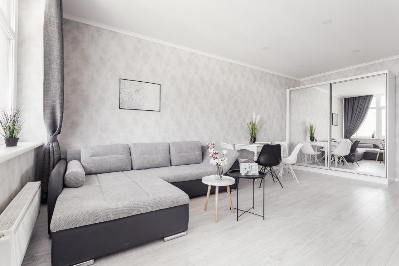 Sea & Sky Apartments 오데사 외부 사진