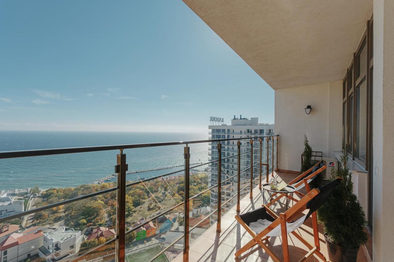 Sea & Sky Apartments 오데사 외부 사진