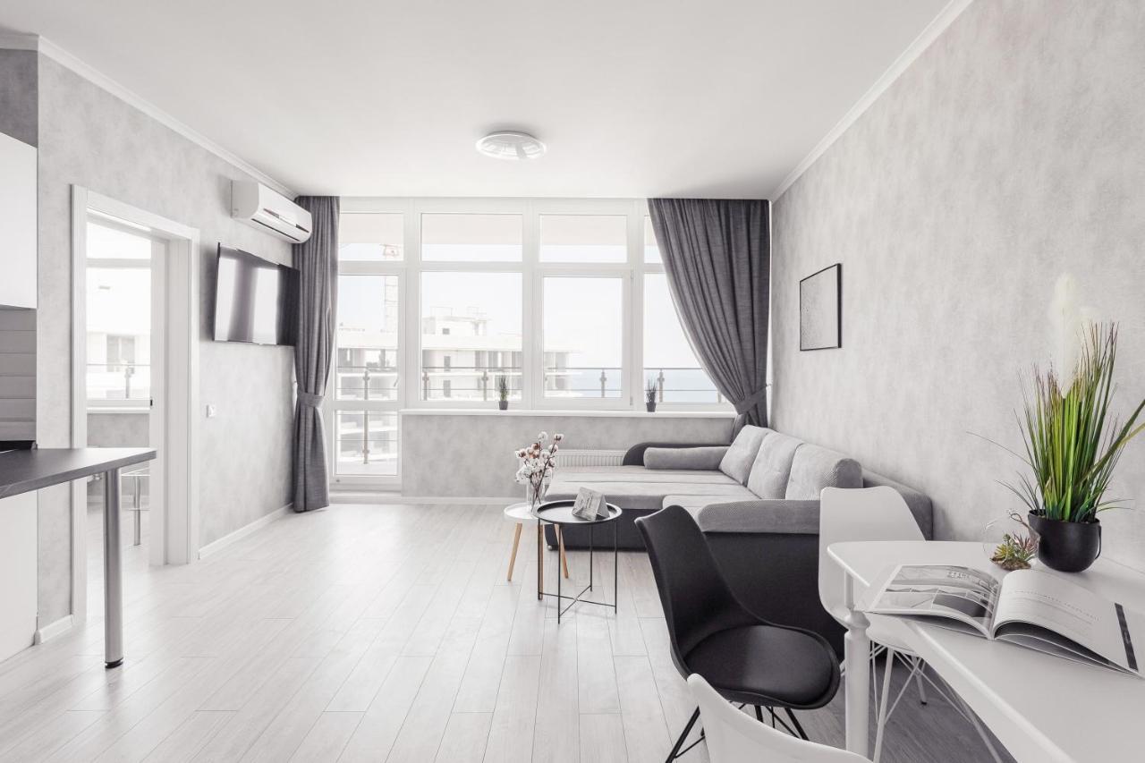 Sea & Sky Apartments 오데사 외부 사진