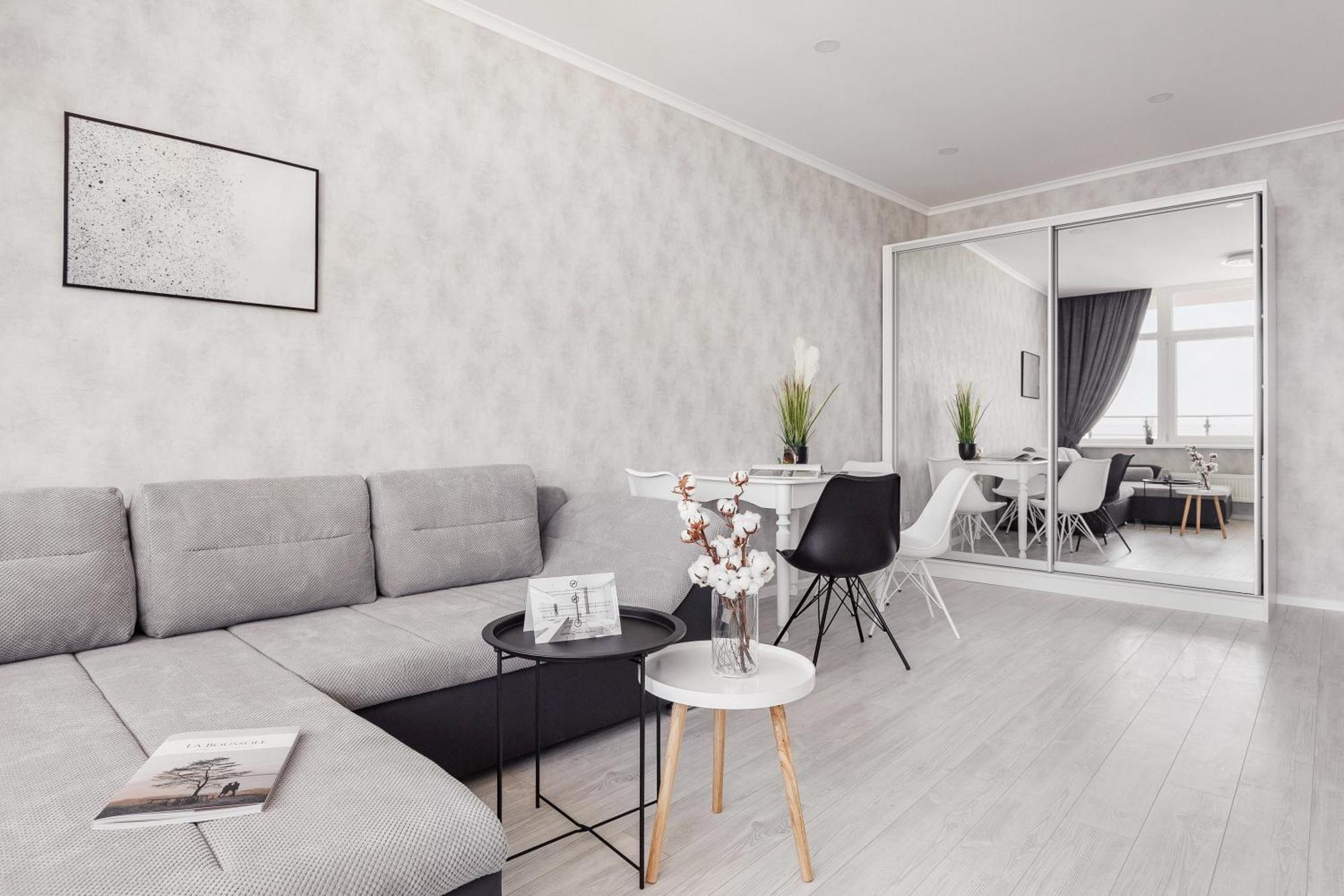 Sea & Sky Apartments 오데사 객실 사진