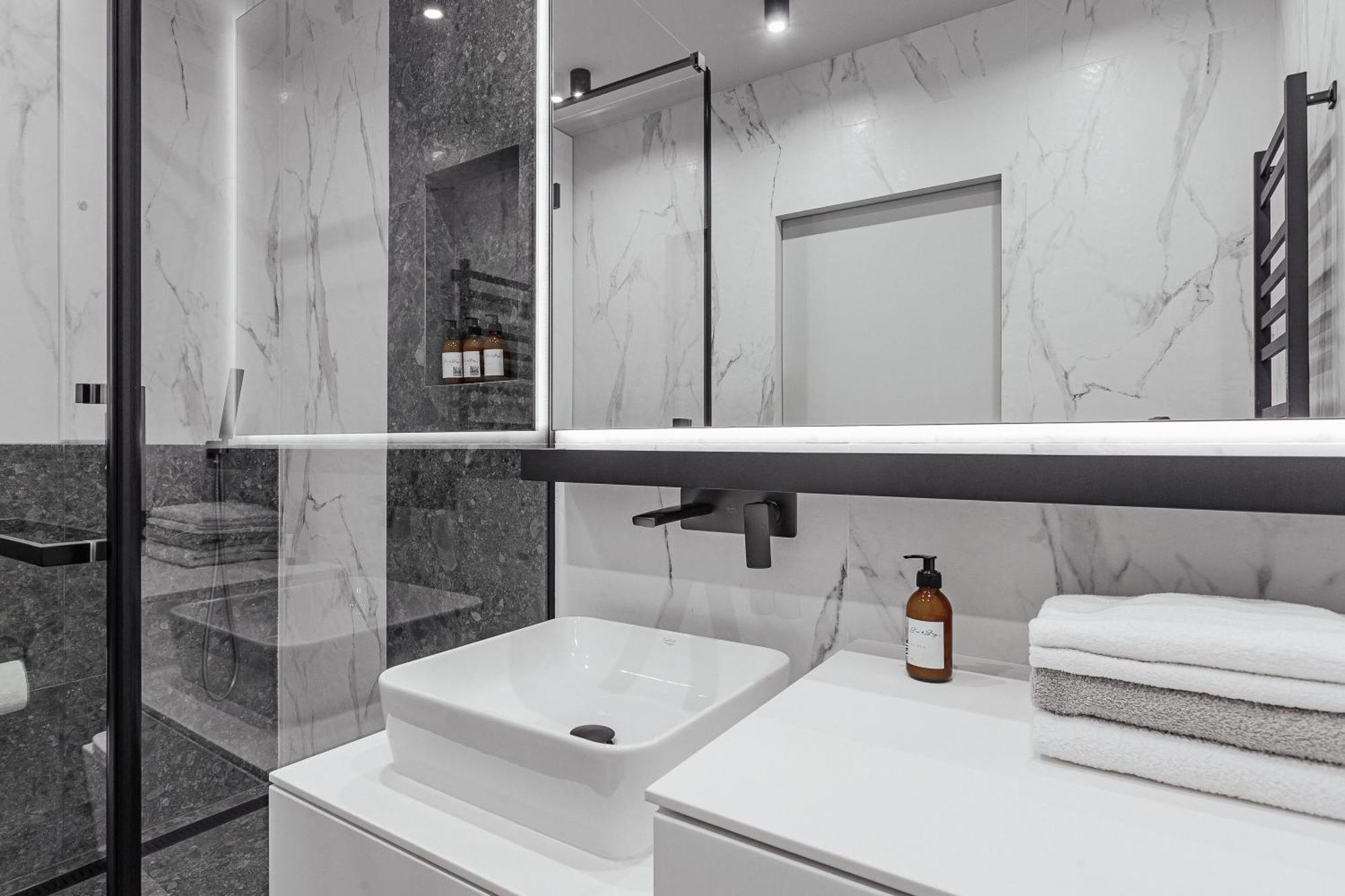 Sea & Sky Apartments 오데사 객실 사진