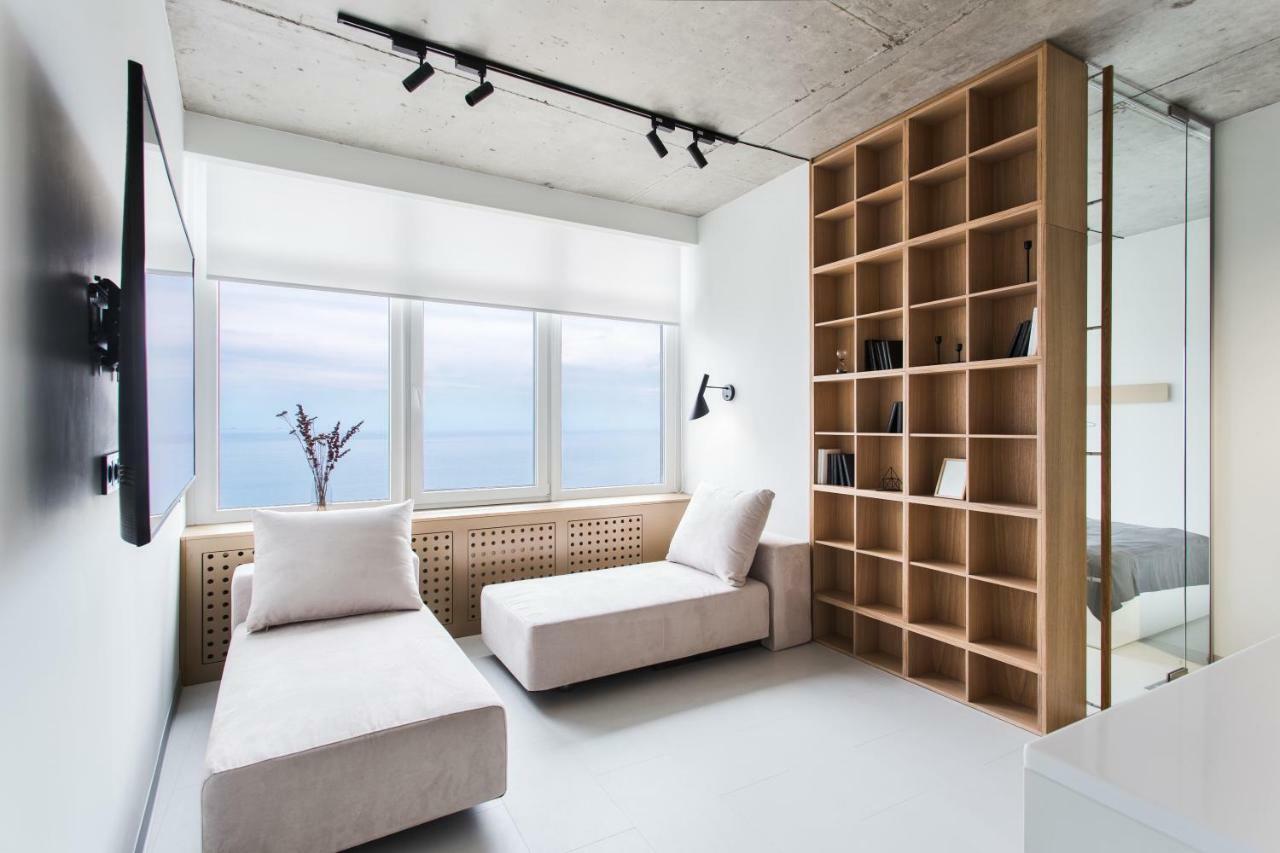 Sea & Sky Apartments 오데사 객실 사진