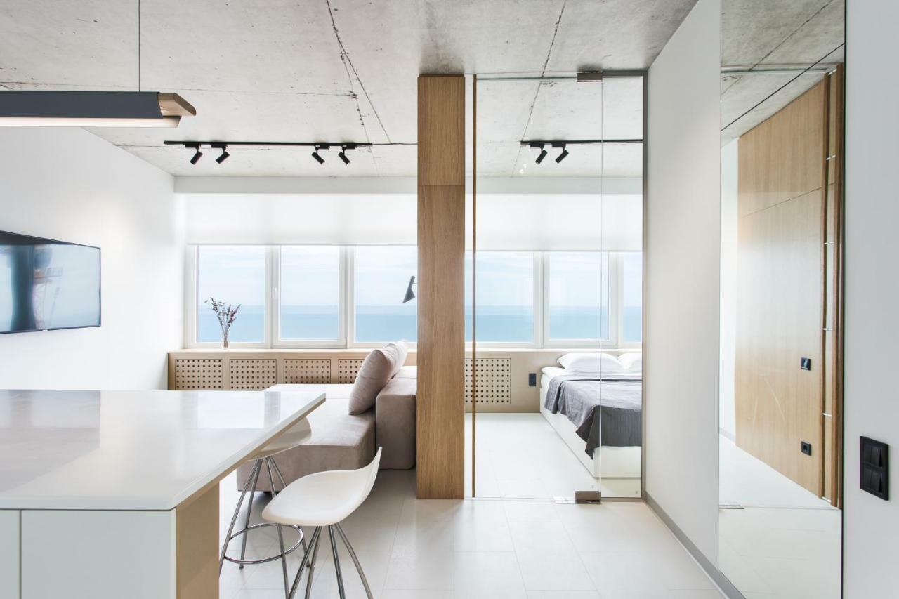 Sea & Sky Apartments 오데사 외부 사진